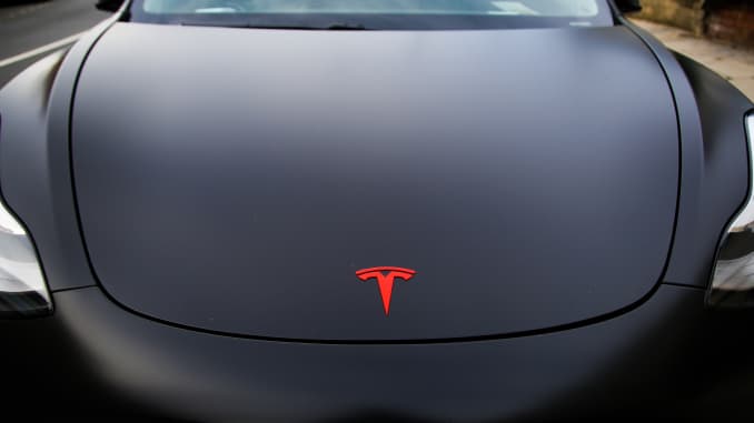 4-gettyimages-1229332959-28102020_Tesla_DHARIA_002.jpg