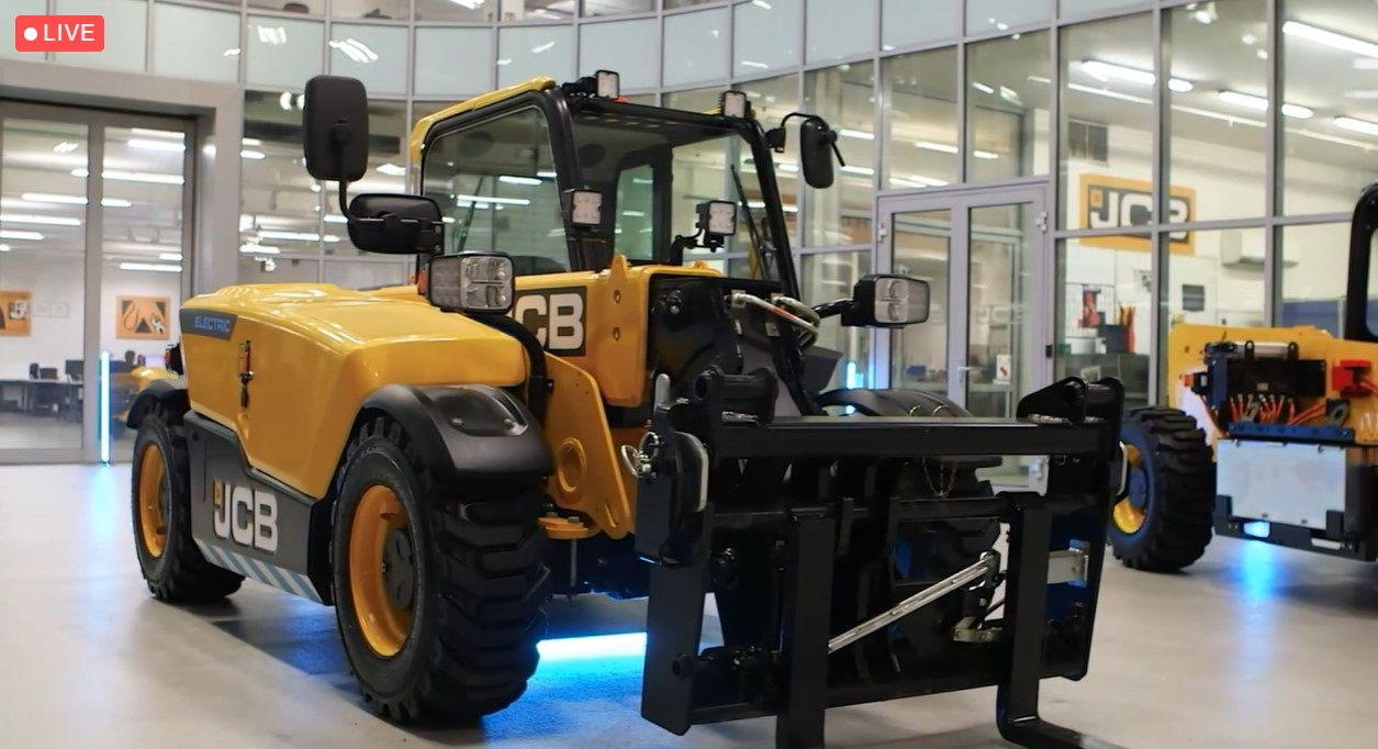JCB_virtual_press_conference__3_.601079876d447.png