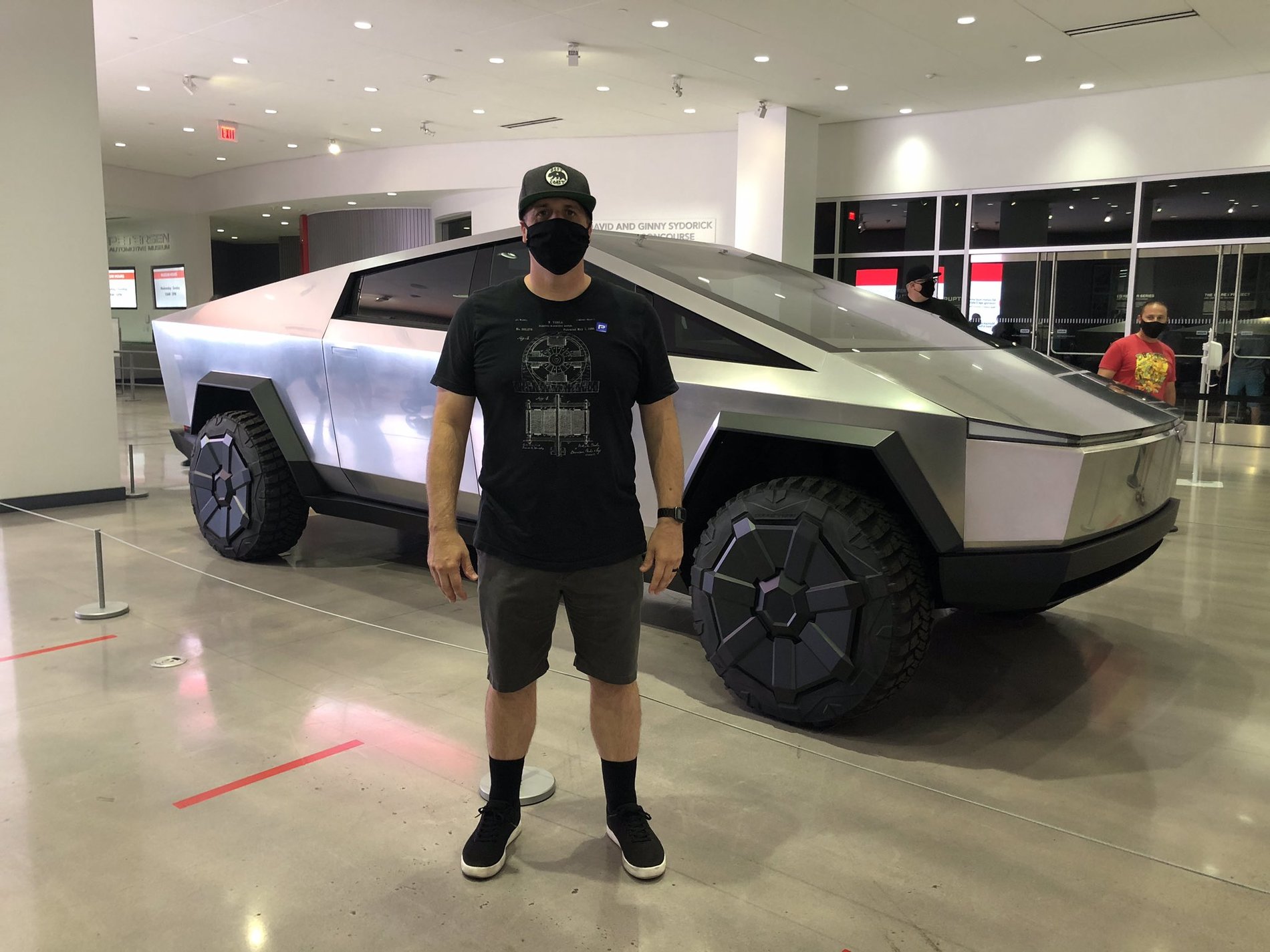 Me with Cybertruck.jpeg