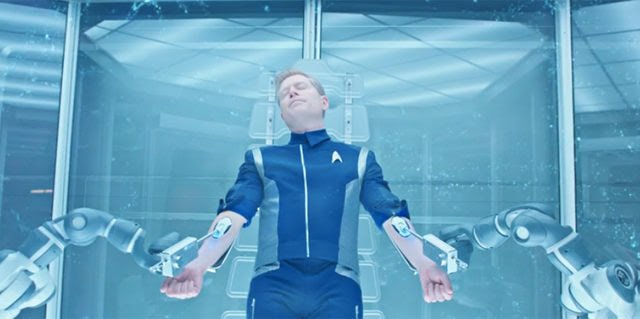 star-trek-discovery-stamets-connected-to-spore-drive-640x319.jpg